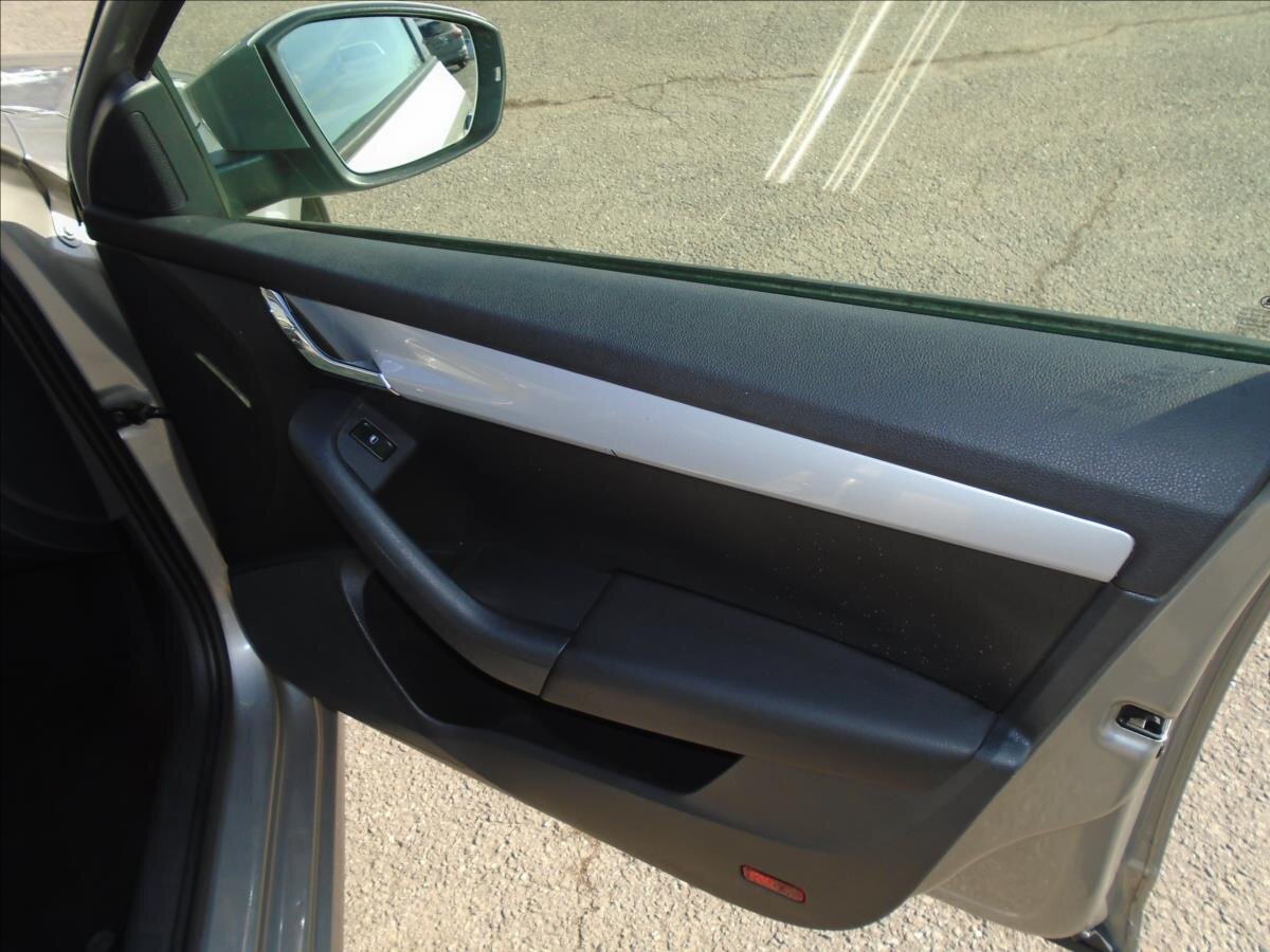 Škoda Octavia Kombi 1,6 l 77 kw