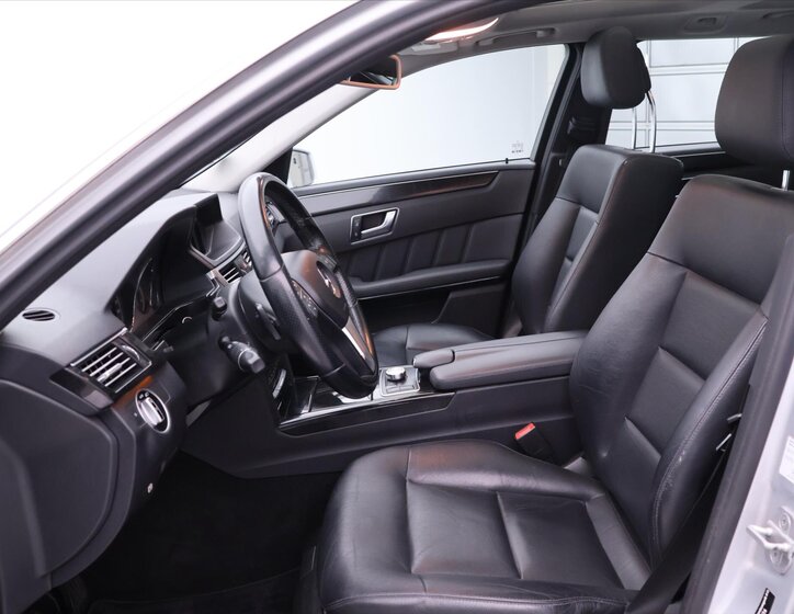 Mercedes-Benz Třídy E Kombi 3,0 l 195 kw