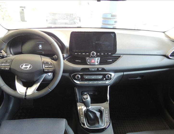 Hyundai i30 Hatchback 1,5 l 70 kw