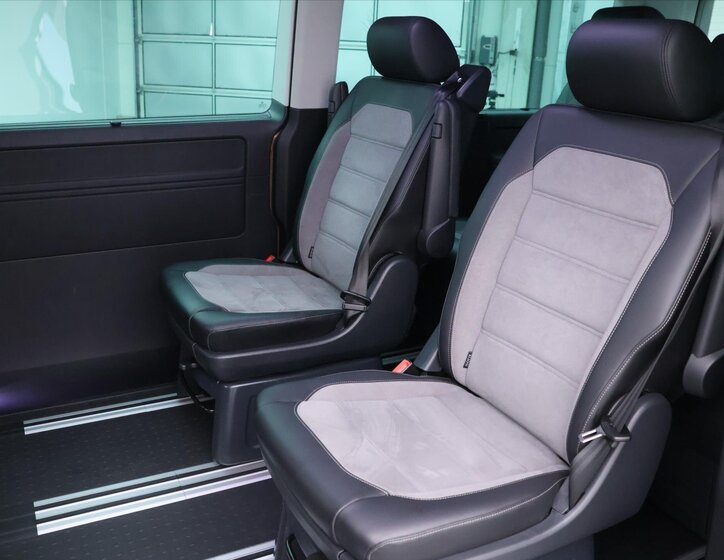 Volkswagen Multivan Kombi 2,0 l 146 kw