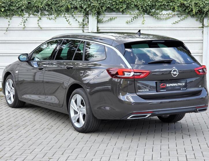Opel Insignia 4