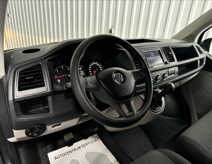 Volkswagen Transporter 16