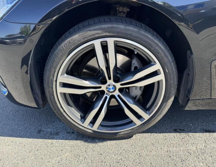 BMW Řada 7 4