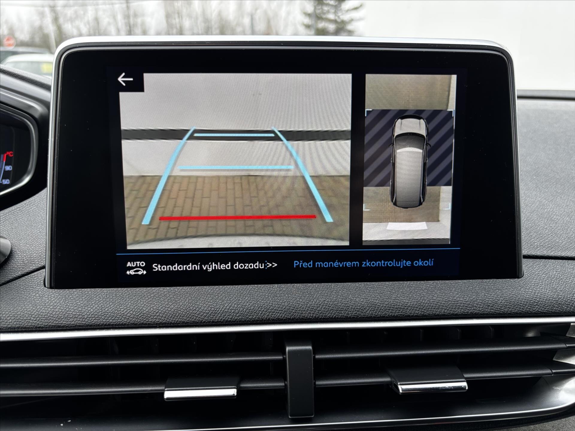 Peugeot 5008 SUV 2,0 l 130 kw