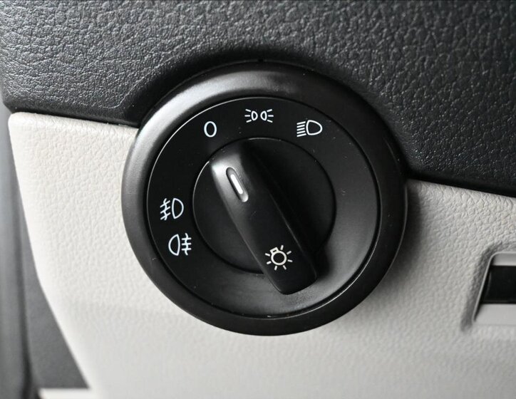 Volkswagen Transporter Skříň 2,0 l 150 kw