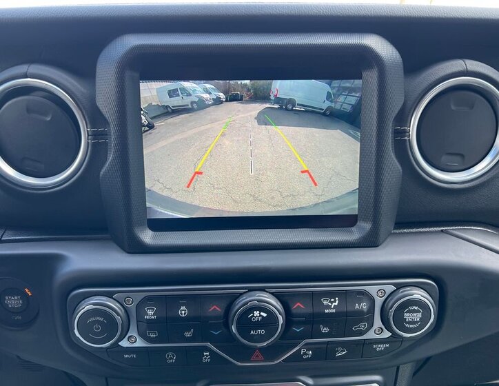 Jeep Wrangler SUV / Terénní 2,0 l 200 kw