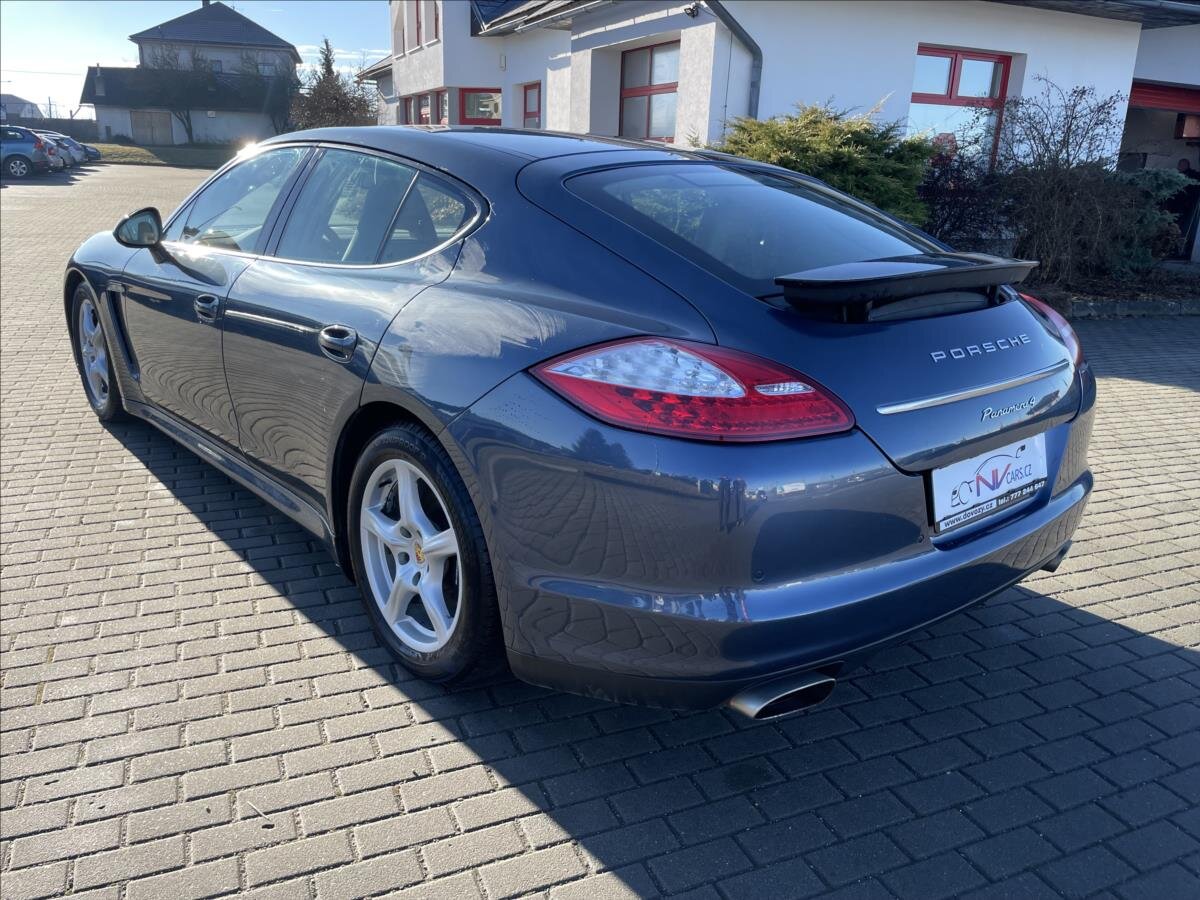 Porsche Panamera Hatchback 3,6 l 220 kw