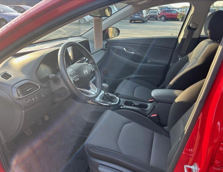 Hyundai i30 Kombi 1,5 l 71 kw