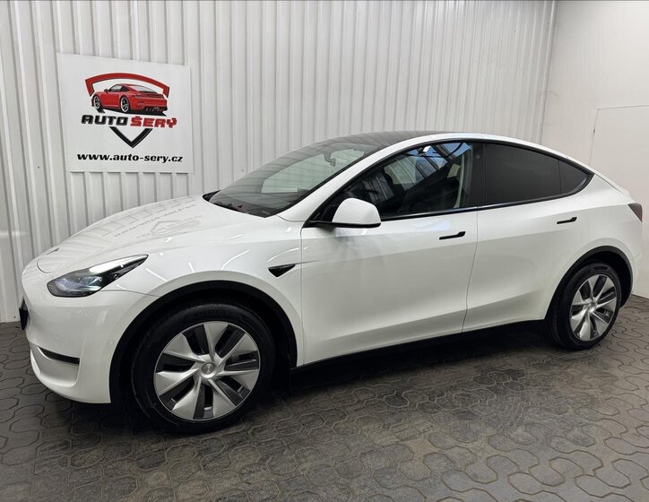 Tesla Model Y SUV 0,0 378 kw
