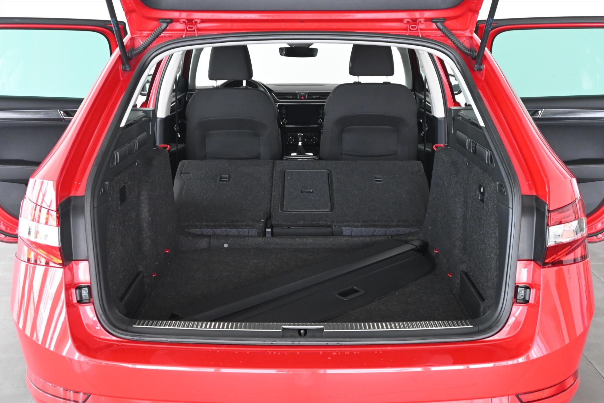 Škoda Superb Kombi 2,0 l 110 kw