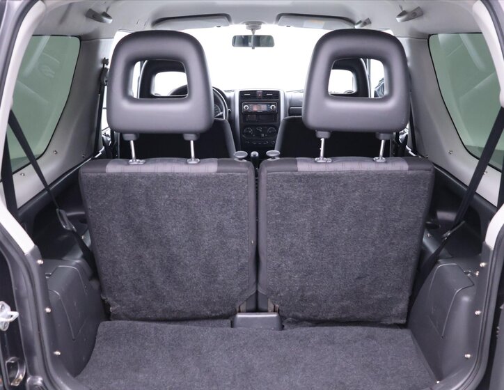 Suzuki Jimny SUV / Terénní 1,3 l 63 kw