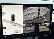 Tesla Model 3 Sedan / Limuzína 0,0 208 kw