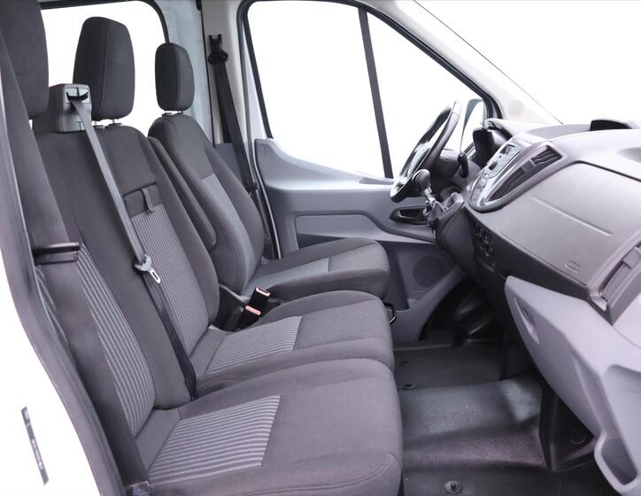 Ford Transit 11