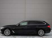 BMW Řada 5 Kombi 3,0 l 195 kw