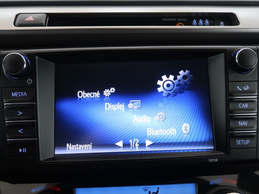 Toyota RAV4 SUV / Terénní 2,5 l 114 kw