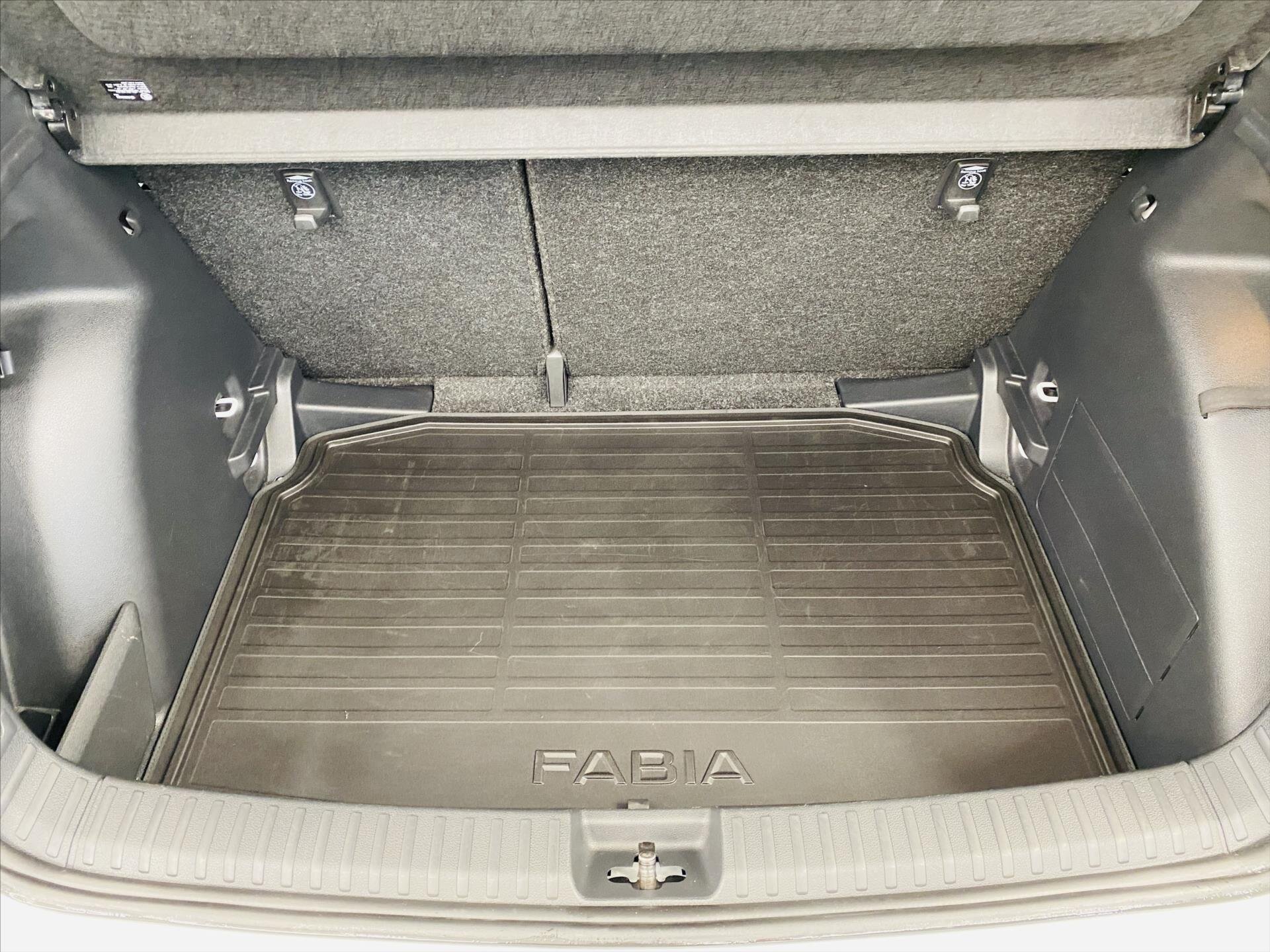 Škoda Fabia Hatchback 999,0 85 kw