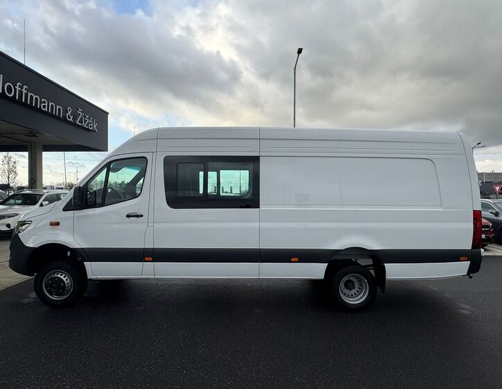 Mercedes-Benz Sprinter 8