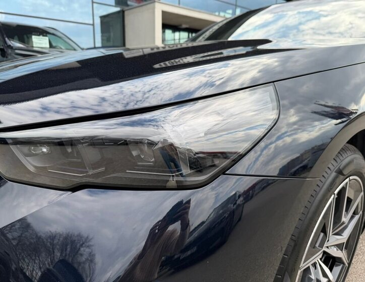 BMW Řada 5 Kombi 3,0 l 360 kw