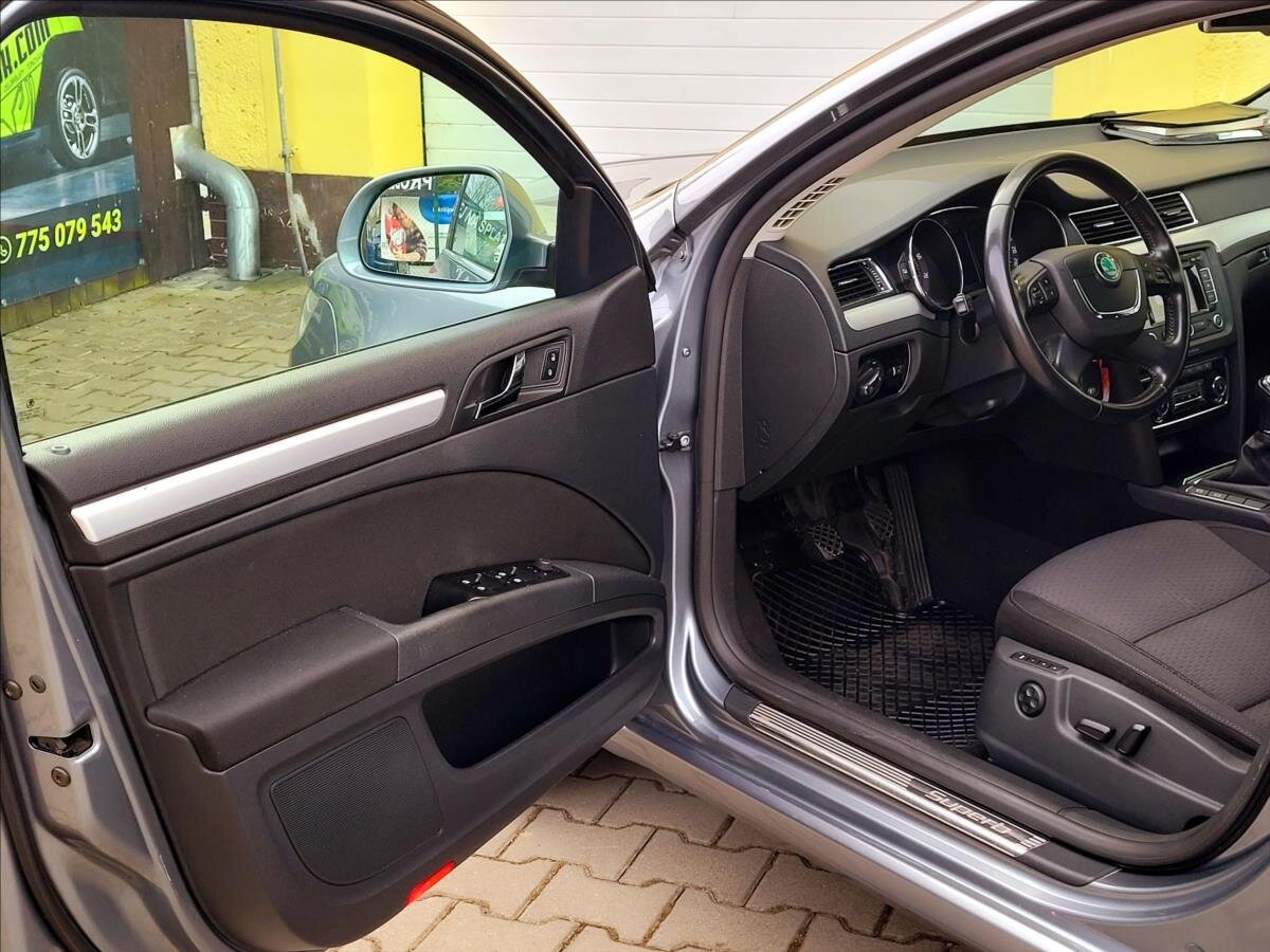 Škoda Superb Kombi 1,8 l 118 kw