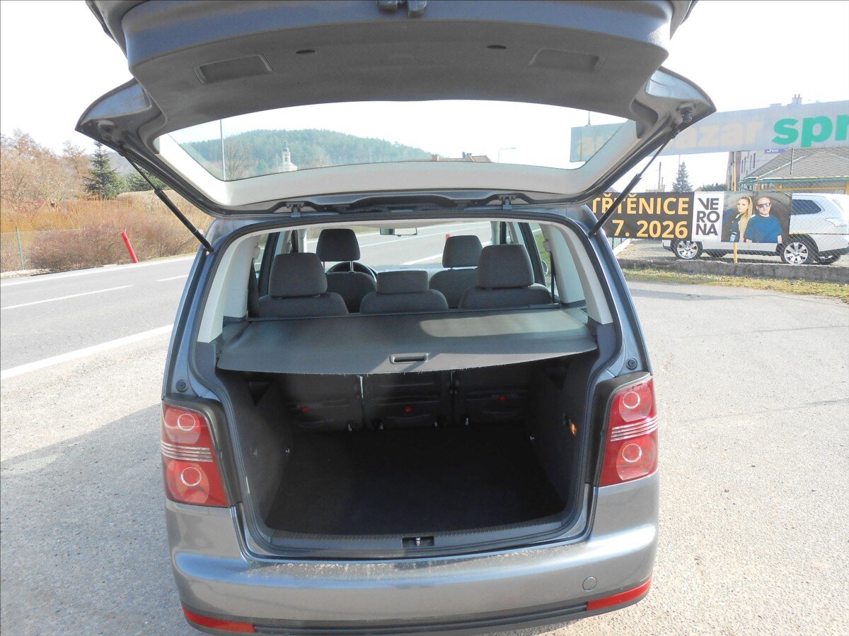 Volkswagen Touran Kombi 2,0 l 103 kw