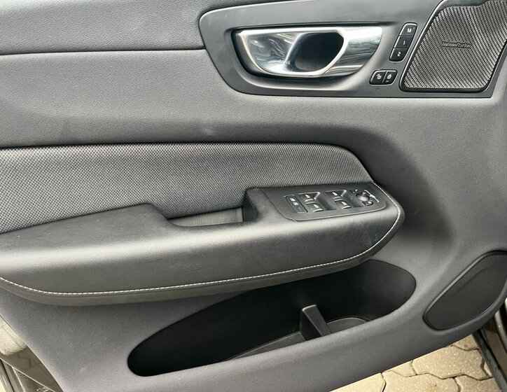 Volvo XC60 SUV 2,0 l 140 kw