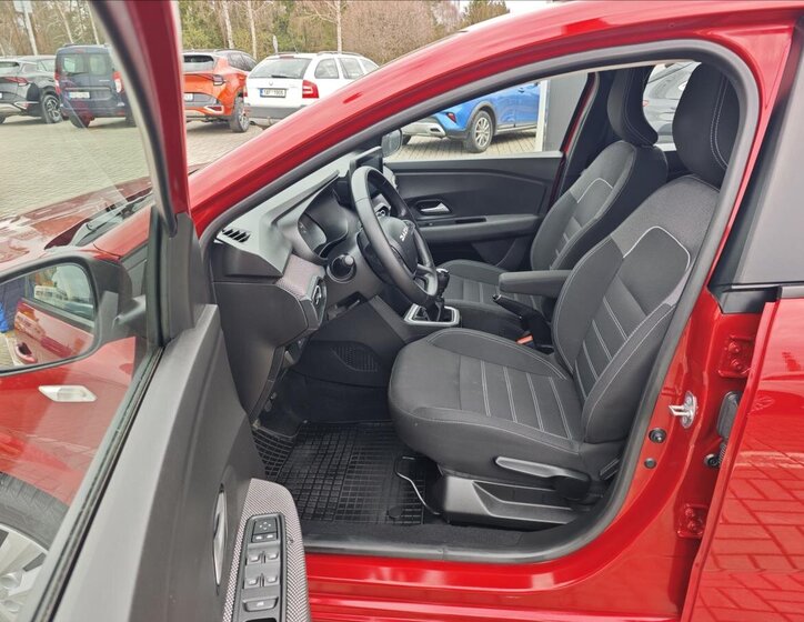 Dacia Sandero Hatchback 999,0 67 kw