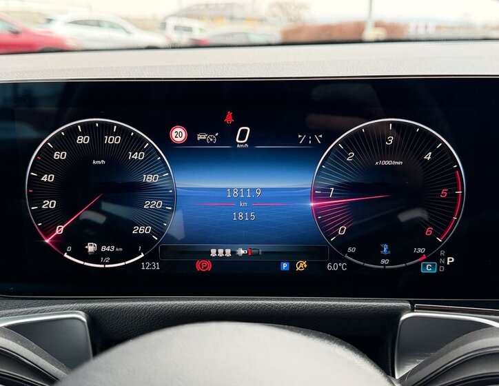 Mercedes-Benz GLB SUV / Terénní 2,0 l 110 kw