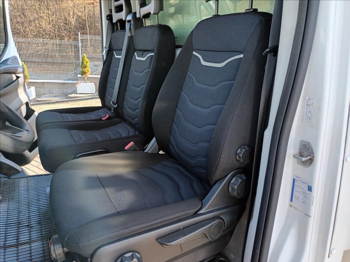 Iveco Daily Skříň 3,0 l 132 kw