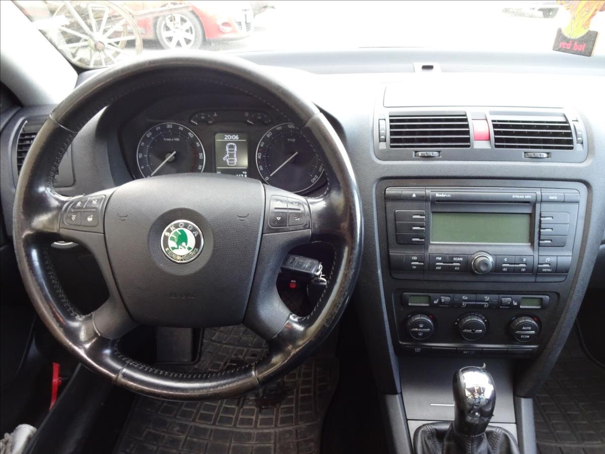 Škoda Octavia Kombi 2,0 l 103 kw