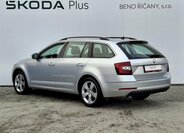 Škoda Octavia 10