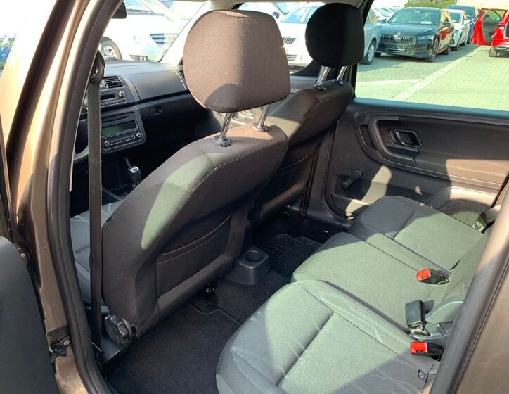 Škoda Roomster 17