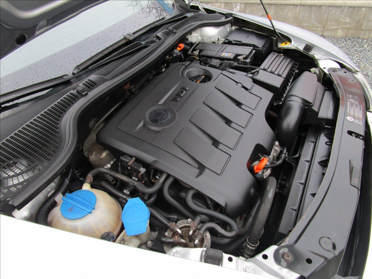 Škoda Octavia Liftback 1,6 l 77 kw