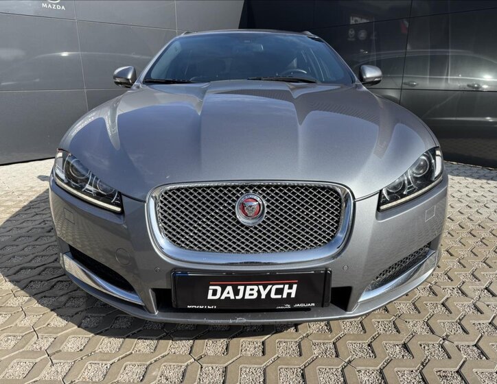 Jaguar XF Kombi 2,2 l 120 kw