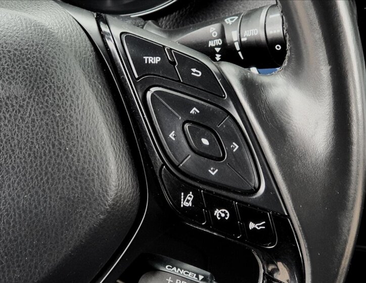 Toyota C-HR Hatchback 1,8 l 72 kw