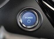 Toyota C-HR SUV 1,8 l 72 kw