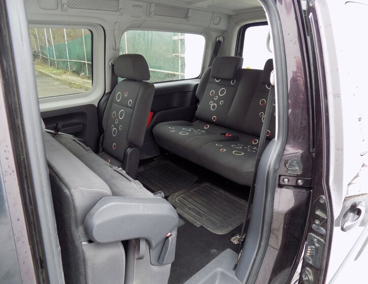 Volkswagen Caddy Kombi 2,0 l 80 kw