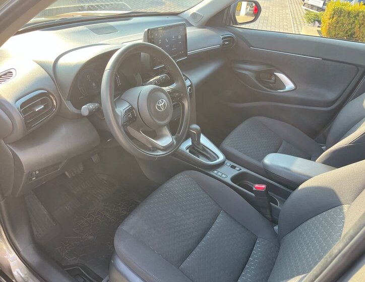 Toyota Yaris Cross SUV / Terénní 1,5 l 68 kw