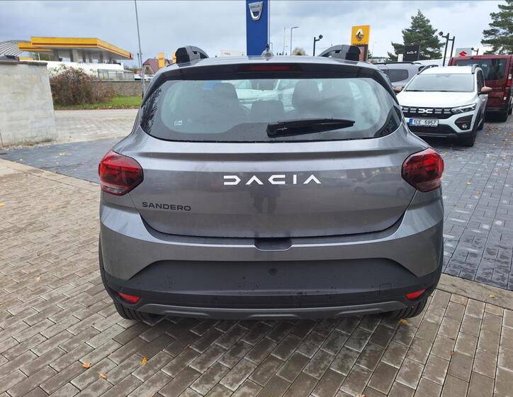 Dacia Sandero 4