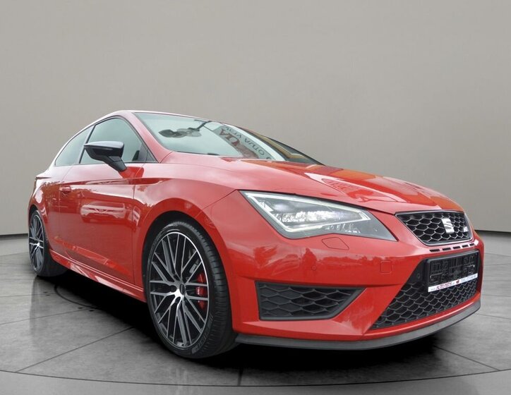 Seat Leon Hatchback 2,0 l 206 kw