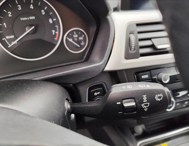 BMW Řada 3 Kombi 2,0 l 180 kw