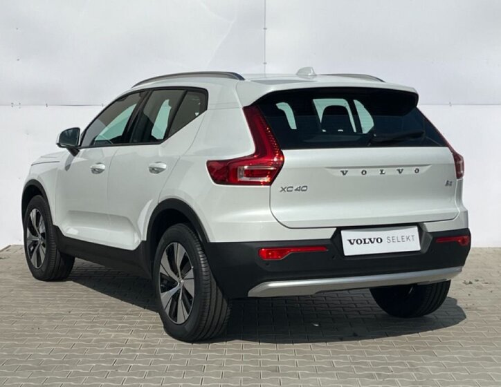 Volvo XC40 SUV 2,0 l 120 kw