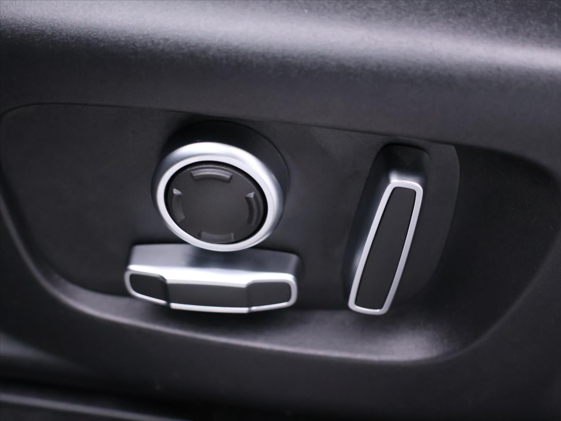 Land Rover Range Rover Evoque SUV 2,0 l 120 kw