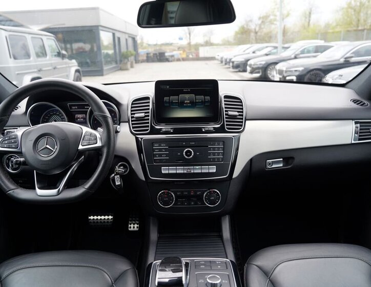 Mercedes-Benz GLE SUV / Terénní 3,0 l 190 kw