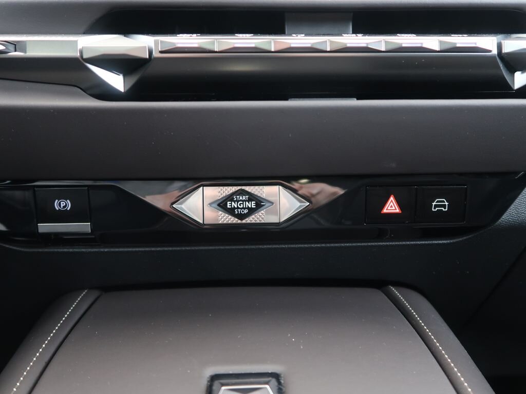 DS Automobiles DS4 Hatchback 1,6 l 132 kw