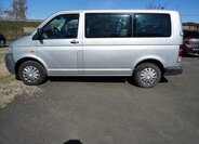 Volkswagen Caravelle MPV 2,5 l 96 kw