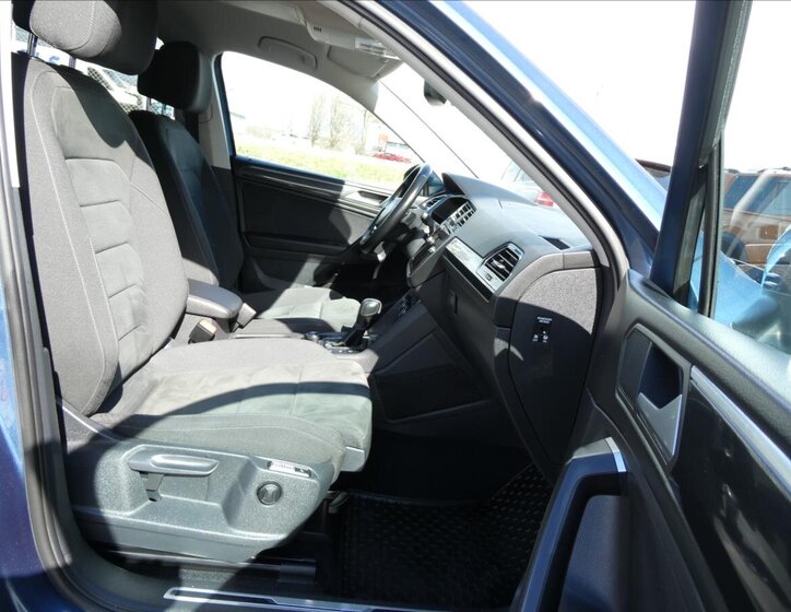 Volkswagen Tiguan Allspace 30