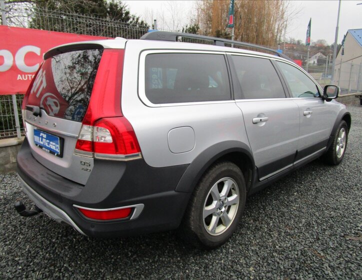 Volvo XC70 4