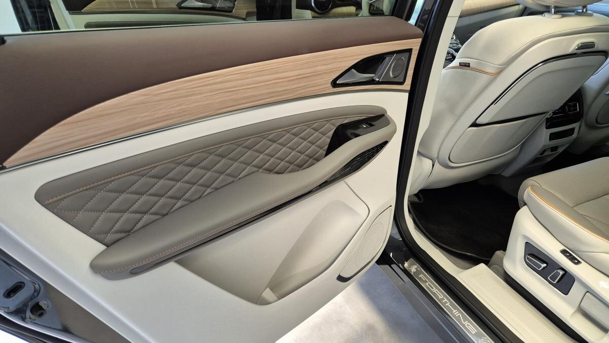 Dongfeng U-Tour MPV 1,5 l 130 kw