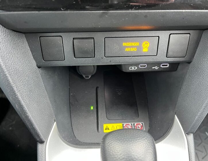 Toyota Yaris Cross 25