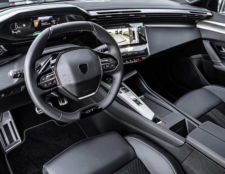 Peugeot 408 Liftback 1,6 l 132 kw
